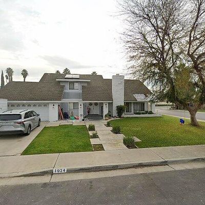 1924 Glenbarr Ct, Bakersfield, CA 93309