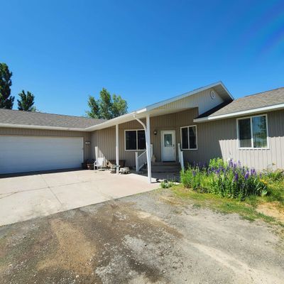 1987 Wood River Rd, Gooding, ID 83330