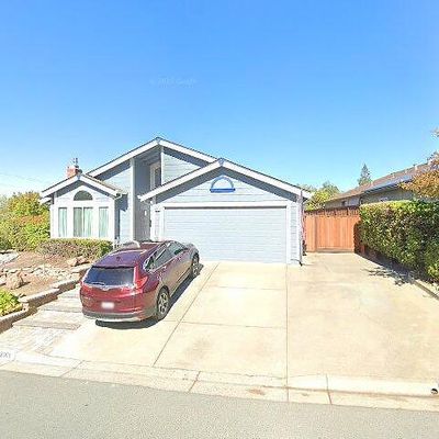 2301 Banbury Loop, Martinez, CA 94553