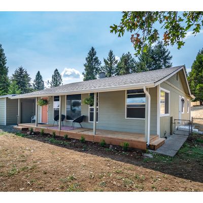 2318 Nw Calkins Ave, Roseburg, OR 97471