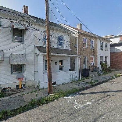 236 Peach St, Catasauqua, PA 18032