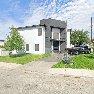 2402 Ireland St, Laredo, TX 78046