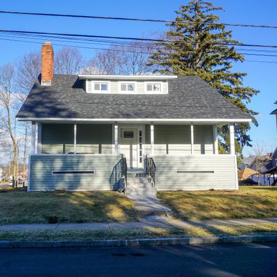 242 Newbury St, Hartford, CT 06114