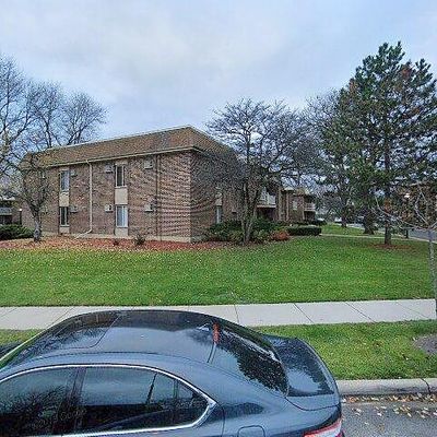 2422 N Kennicott Dr #2 B, Arlington Heights, IL 60004