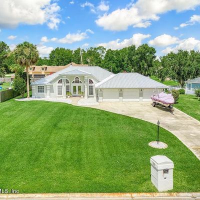 245 Crystal Cove Dr, Palatka, FL 32177