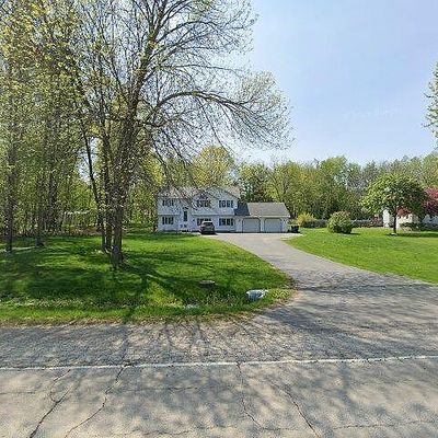 2469 Lakeview Dr, Suamico, WI 54173