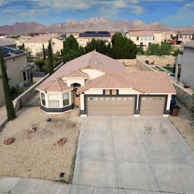 2468 Silver Sage Dr, Las Cruces, NM 88011