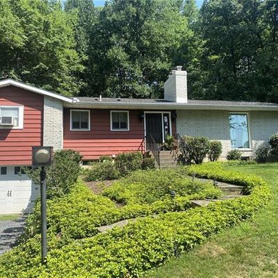 2493 Apple St, Hellertown, PA 18055