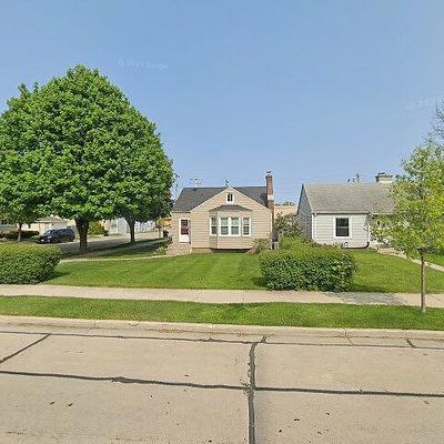 2501 Russet St, Racine, WI 53405