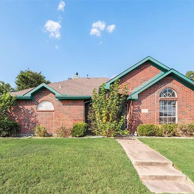 2512 Crystal Falls Dr, Mesquite, TX 75181