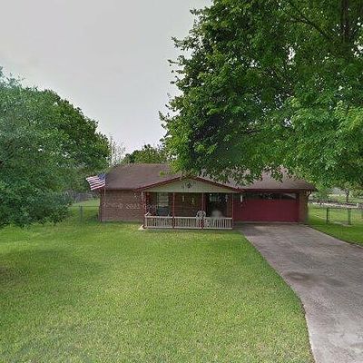 215 Bumble Bee Dr, Ingram, TX 78025