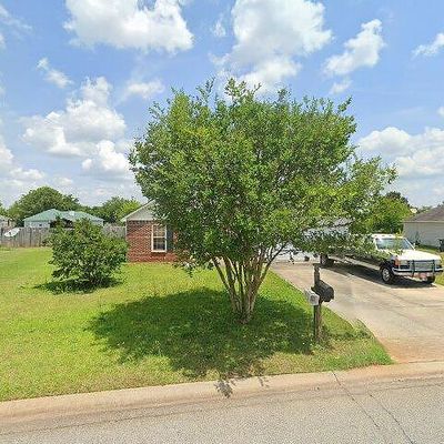 215 Wynfield Ln, Bonaire, GA 31005