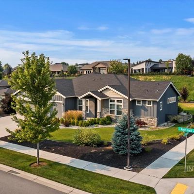 2209 E Mores Trail Dr, Meridian, ID 83642