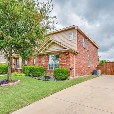 2211 Fair Weather Dr, Lancaster, TX 75146