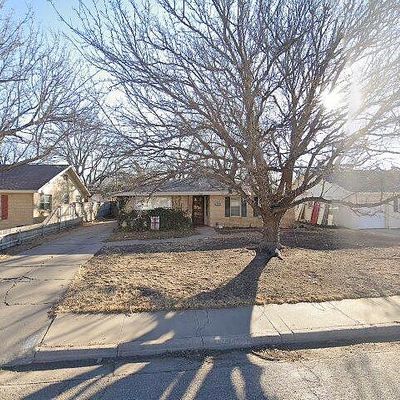 2215 Locust St, Amarillo, TX 79109