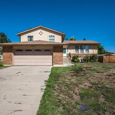 2215 Norman Ln, Pueblo, CO 81005