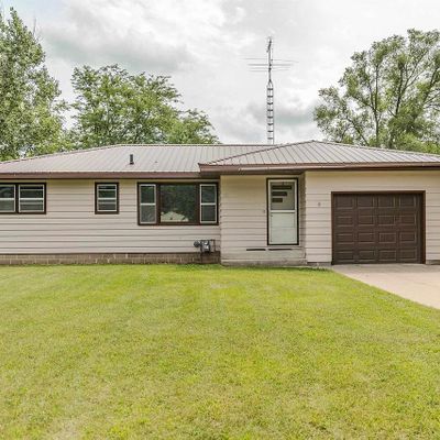 223 E Vallette St, Oxford, WI 53952