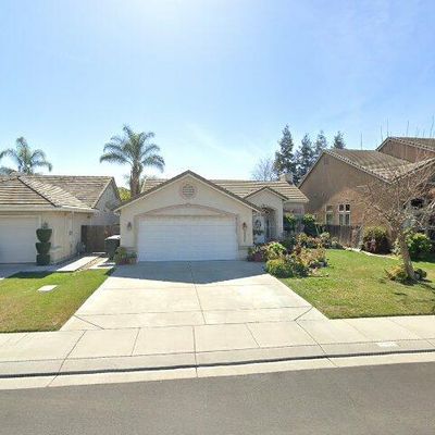 2232 Ryanlee Dr, Riverbank, CA 95367