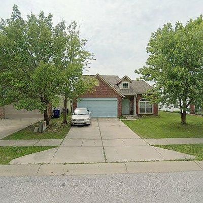 2276 Salem Park Dr, Indianapolis, IN 46239