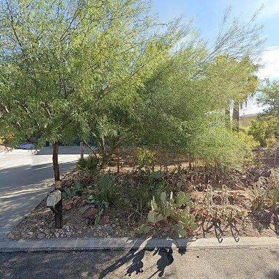 2740 Saratoga Ave, Lake Havasu City, AZ 86406