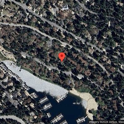 27721 Peninsula Dr, Lake Arrowhead, CA 92352