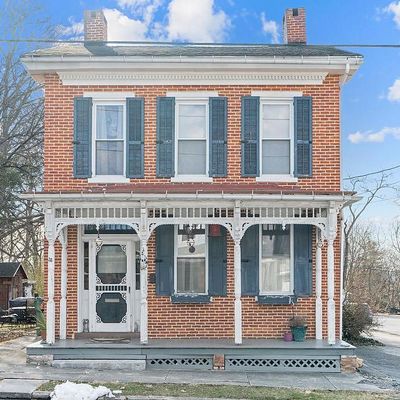 28 W Main St, Hershey, PA 17033