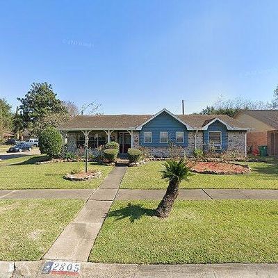 2805 Huckleberry Ln, Pasadena, TX 77502