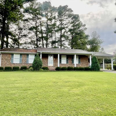 2807 Womble St, Florence, AL 35633