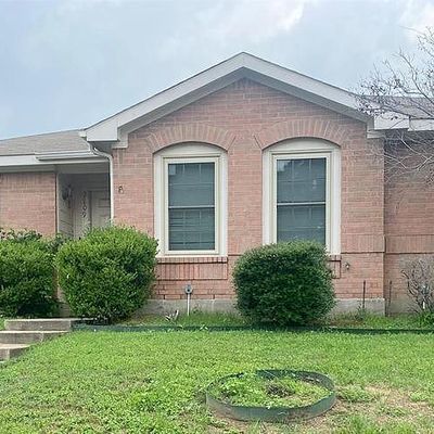 2809 Mcintosh Ct, Lancaster, TX 75134