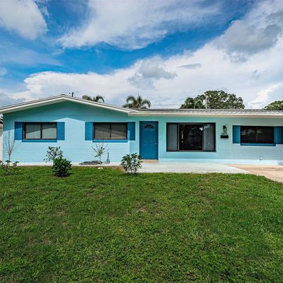 2833 56 Th Ln N, Saint Petersburg, FL 33710