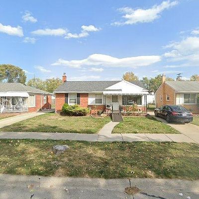 28860 Fountain St, Roseville, MI 48066