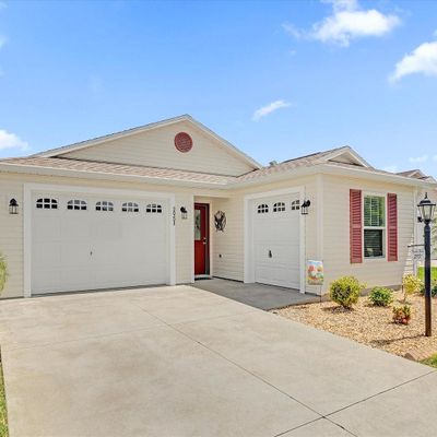 2951 Knapp St, The Villages, FL 32163