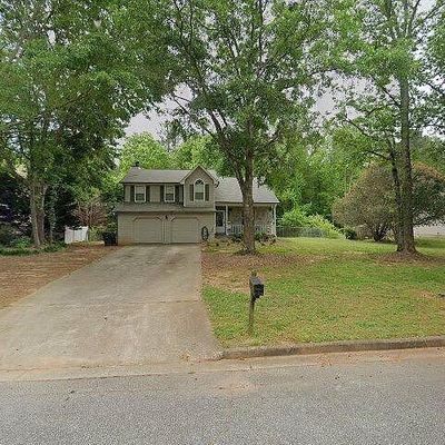 2951 Rosecommons Dr, Hampton, GA 30228