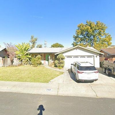 297 Solano Ln, Vacaville, CA 95688