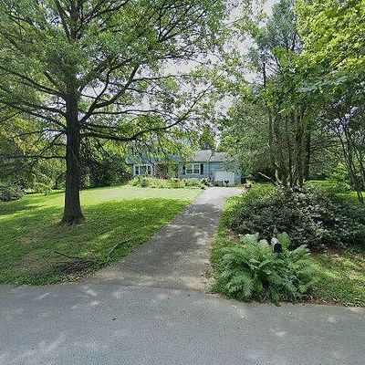 3 Raleigh Dr, Downingtown, PA 19335