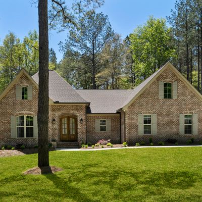 3 Woodlands Dr., Laurel, MS 39443