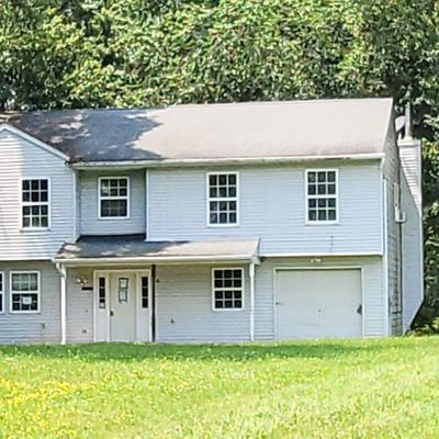 30 Kayleigh Dr, New Paltz, NY 12561