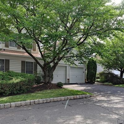 30 Thistle Dr, Paramus, NJ 07652