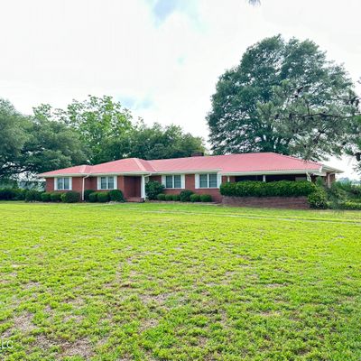 2558 N 541 Highway, Mendenhall, MS 39114