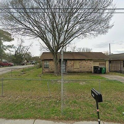 2567 W Little York Rd, Houston, TX 77091