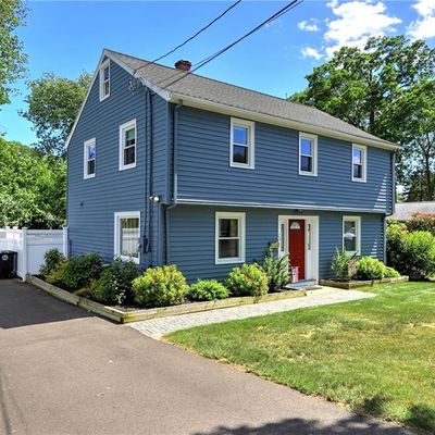 26 Spindrift Ln, Milford, CT 06460