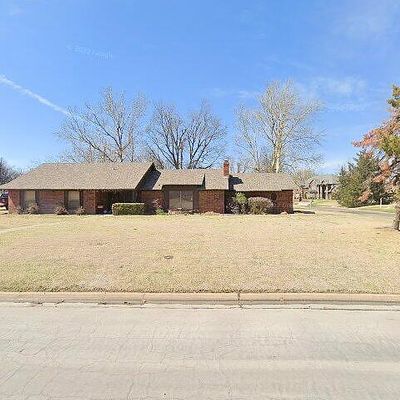 2602 Edgewood Dr, Enid, OK 73703