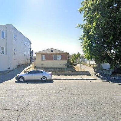 2672 73 Rd Ave, Oakland, CA 94605