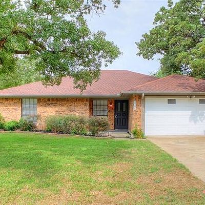 2705 Meadow Grn, Bedford, TX 76021