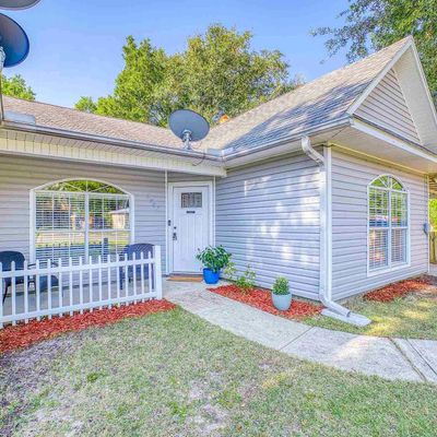 2707 Tupelo Ave, Pensacola, FL 32526