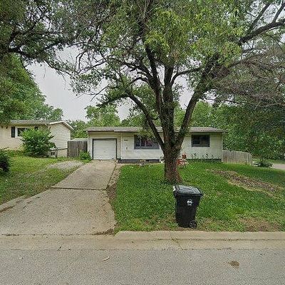 3200 Sw Twilight Dr, Topeka, KS 66614