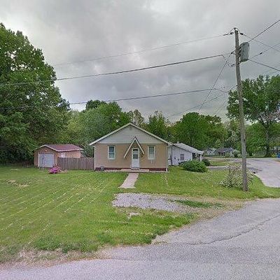 3201 Charlotte Ct, Alton, IL 62002