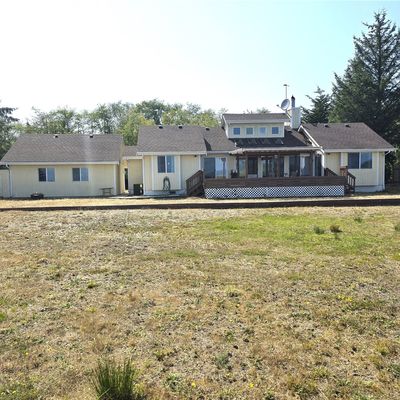 322 Olympic View Ave Ne, Ocean Shores, WA 98569