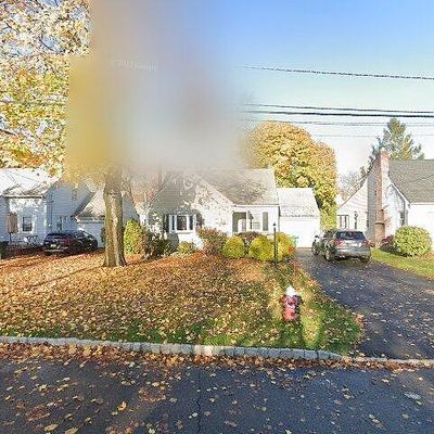 323 Sycamore Ave, Scotch Plains, NJ 07076