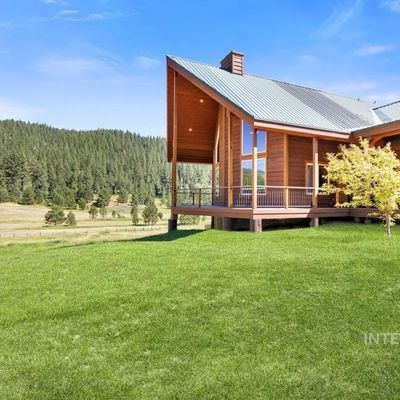 324 Barker Lane, Donnelly, ID 83615